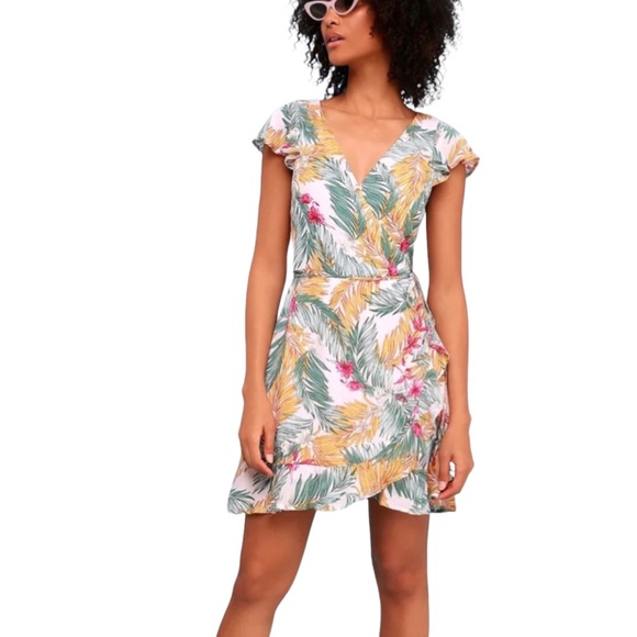 Lulus Tropical Floral Print Ruffle Hem Wrap Dress Size XL - Picture 2 of 9